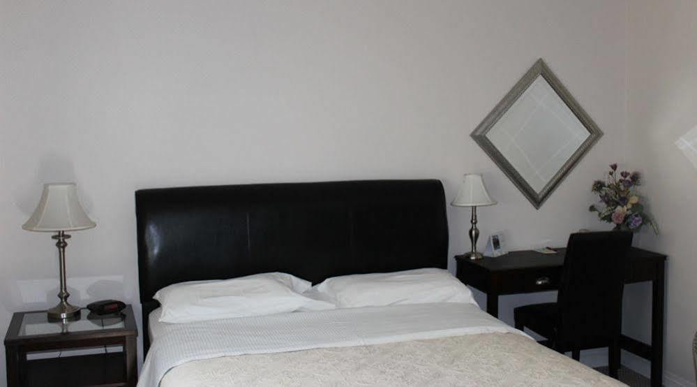 Mile Zero Motel Midway Bagian luar foto